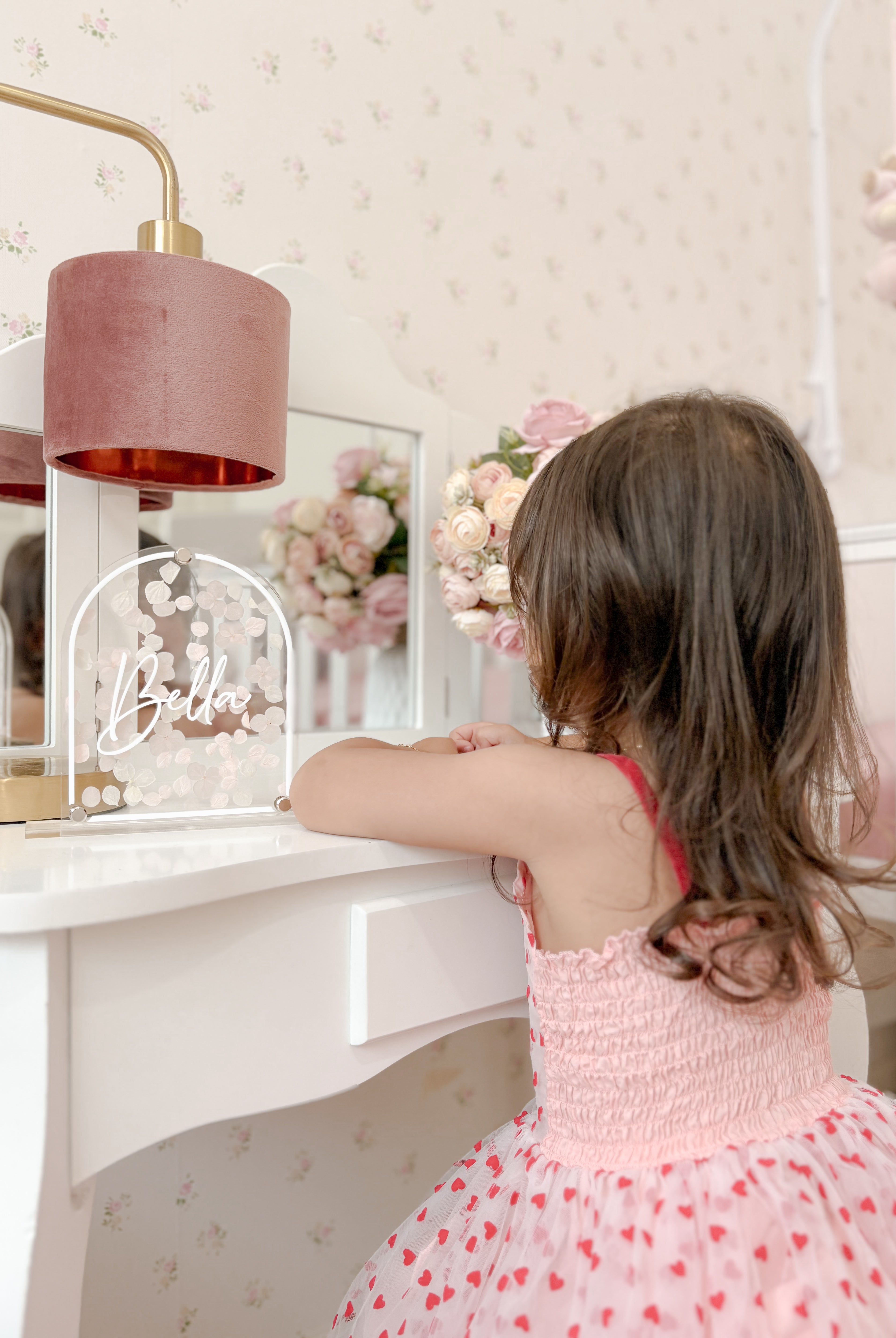 Gifts for girls Australia. Pressed flower floral gift, personalised birthday special occasion gift for girls.